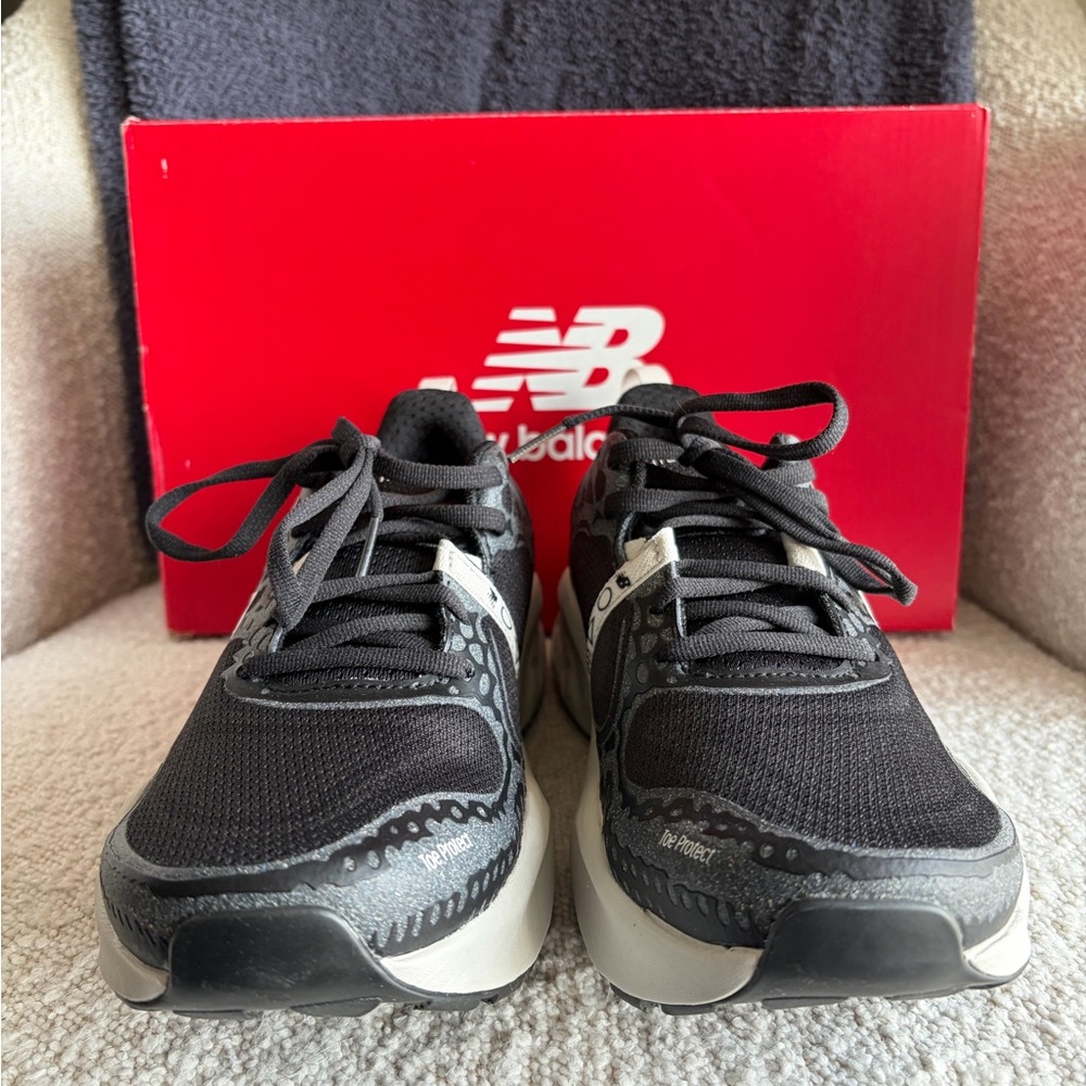 New Balance Fresh Foam X Hierro v8 Gore-Tex® Trail Running Shoes~ size 8 wide - Picture 6 of 14